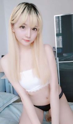 美女泳衣露屁股_720在线视频观看