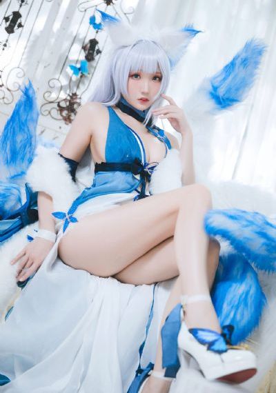 《年轻女教师2》在线_蓝光高清迅雷在线观看