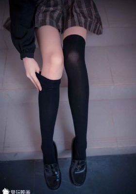 我帮妺妺洗澡她摸她奶头漫画_蓝光电视剧在线观看