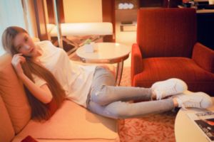 俄罗斯艳女色情大尺度电影荒野_4K免费高清观看
