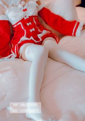 不盖被子打扑克视频_超清天堂在线