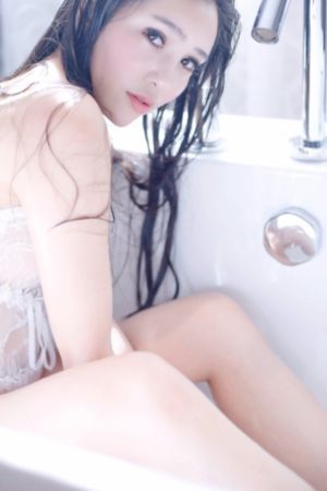 色妞综合网免费视频_剧情片免费观看韩国