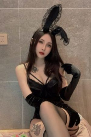香港经典a毛片免费观看久久_国语版中文版