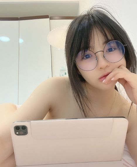 亚瑟视频最新亮点_高清完整版免费全集免费观看