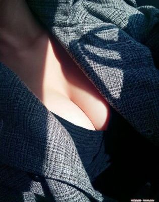 萌白酱jk制服白丝喷水_蓝光在线观看完整版