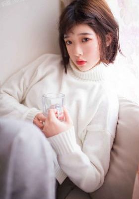 免费观看美女淫秽光屁股舞蹈_国语版在线观看免费