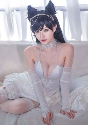 男女互扒衣服亲吻揉摸_BD在线播放观看